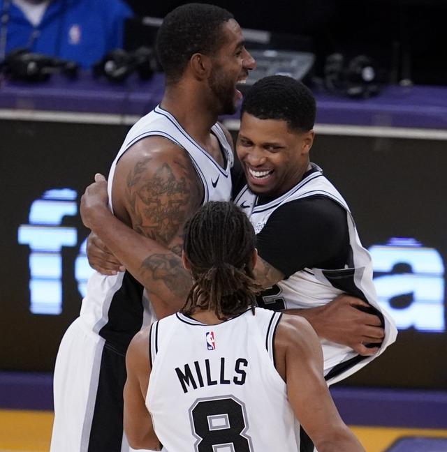 队的机会 队的机会