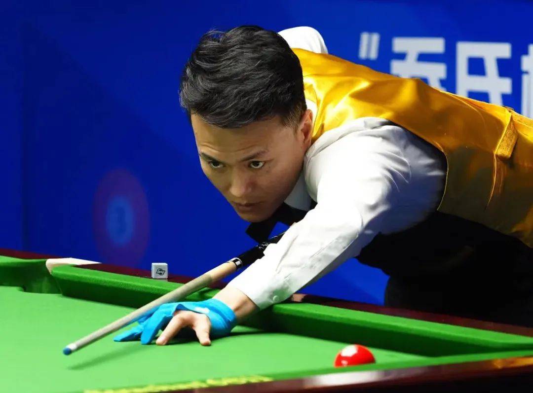 律活塞的比 律活塞的比